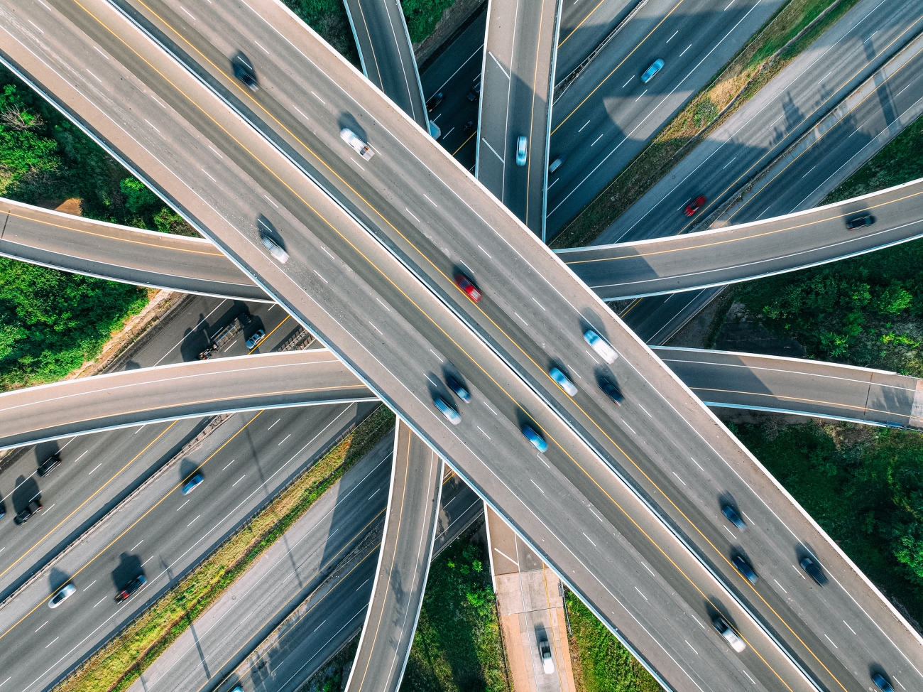 aerial image of overlapping interstates